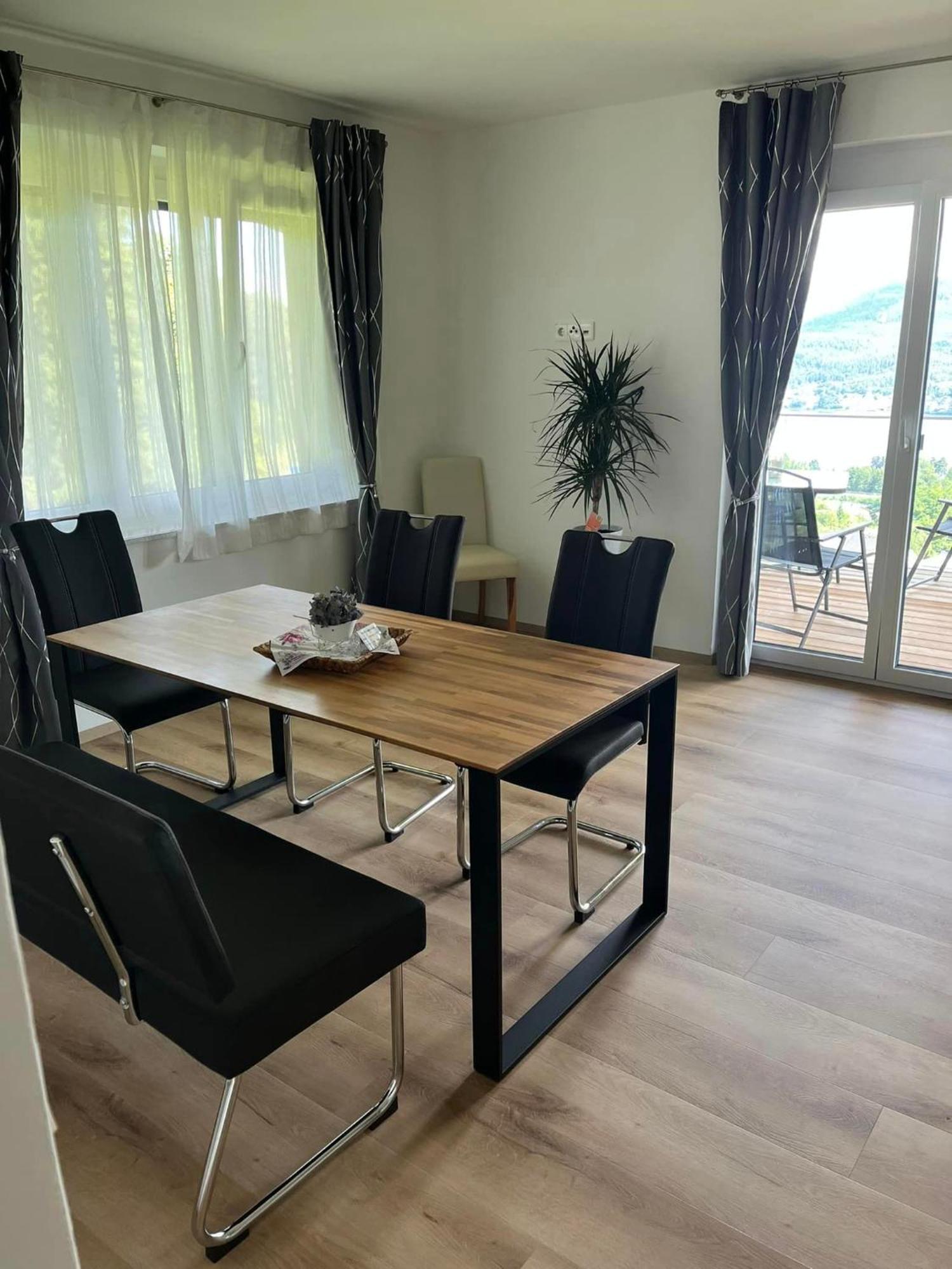 Gastehaus Dollenz Apartment Tiebitsch Luaran gambar